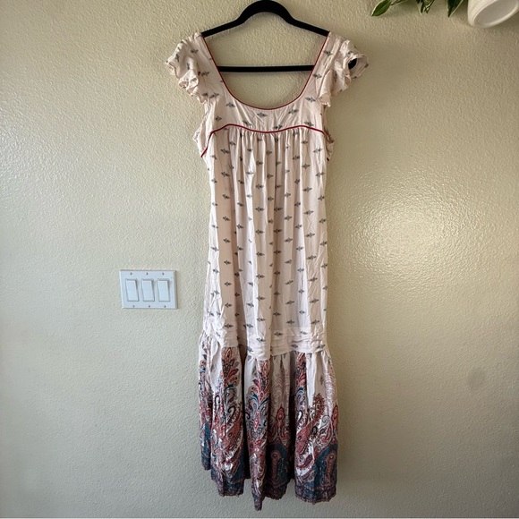 Band of Gypsies Women's Loose Boho Maxi Flutter Sleeve Paisley Dress - Picture 2 of 9